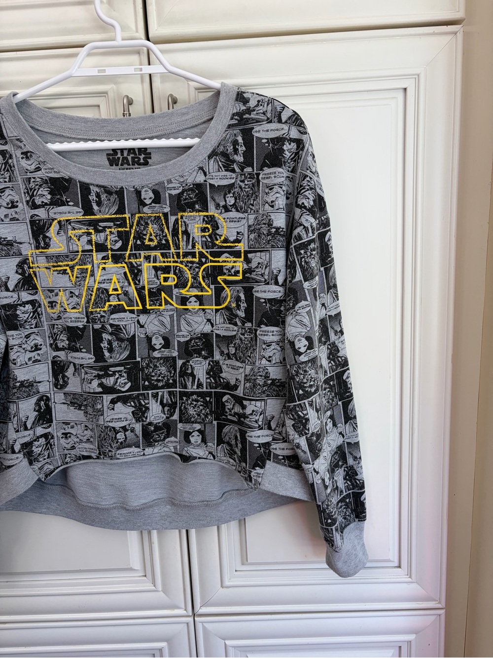 Star Wars women’s cropped graphic sweatshirt - Picture 2 of 12